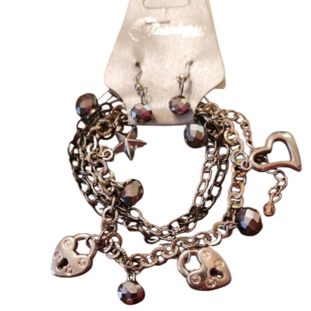 New Vtg Silver Heart Charm Bracelet and Earring Set Nickle & Lead Free